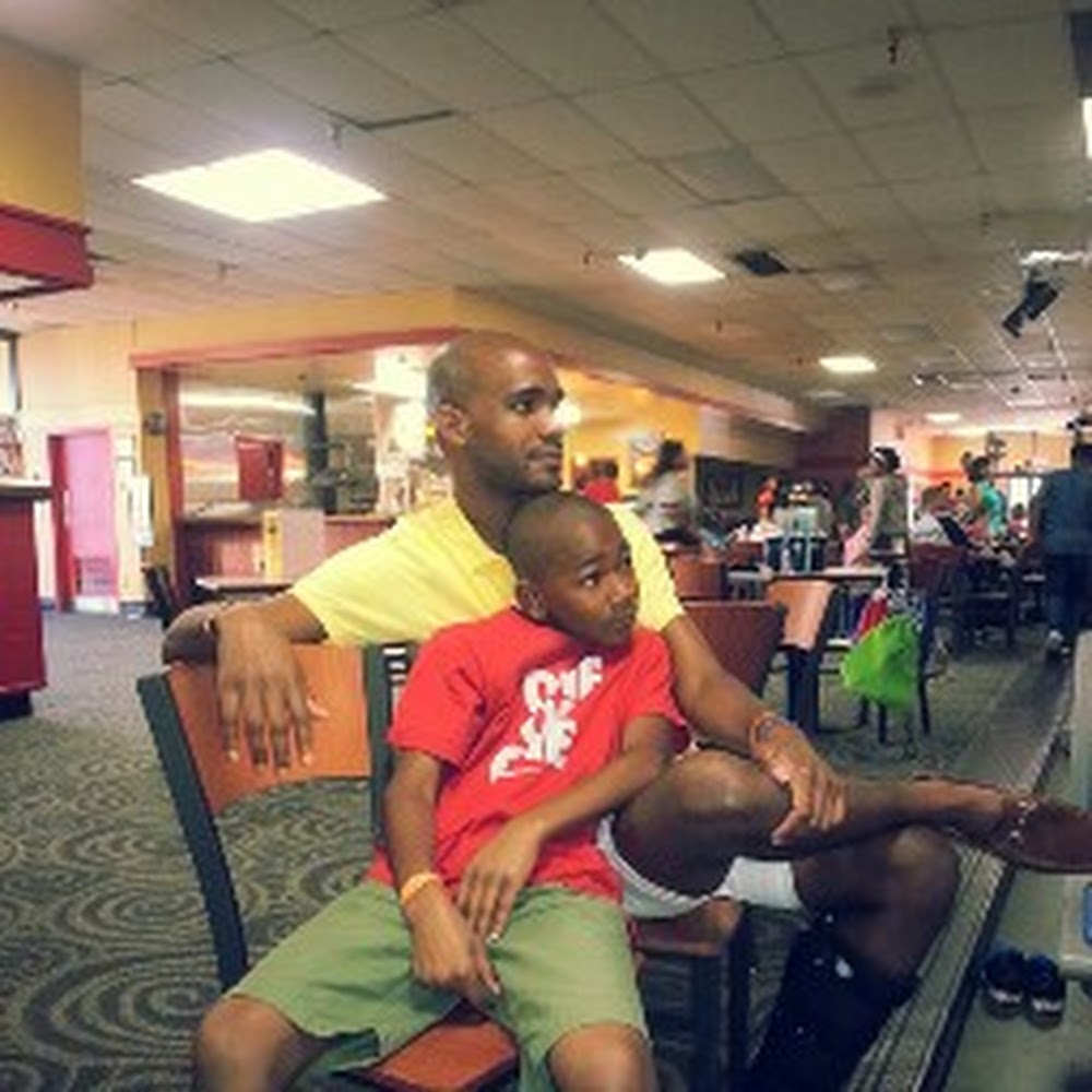 Meet your Posher, Antoine